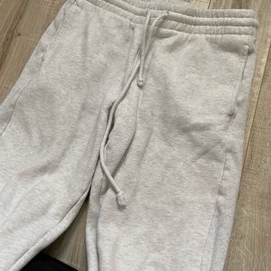 Aritzia tna joggers small grey